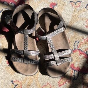 Taos Footwear Metallic Taupe T-Strap Stud Sandals